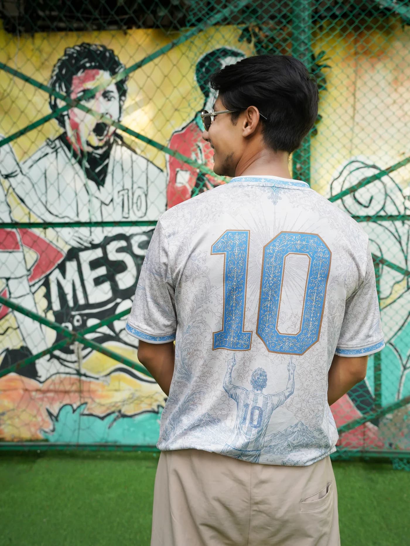 Model in the Albiceleste jersey, pitch-side
